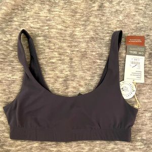 Vuori Daily Bra in azure grey, size small
